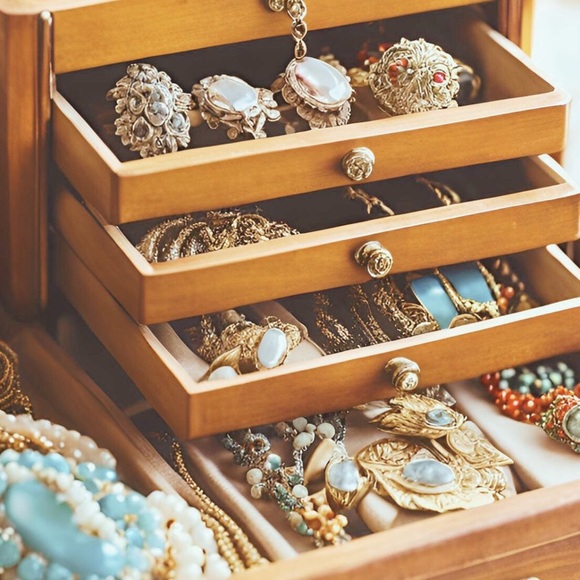 Jewelry - GenXCloset is Going LIVE Bookmark for Notifications